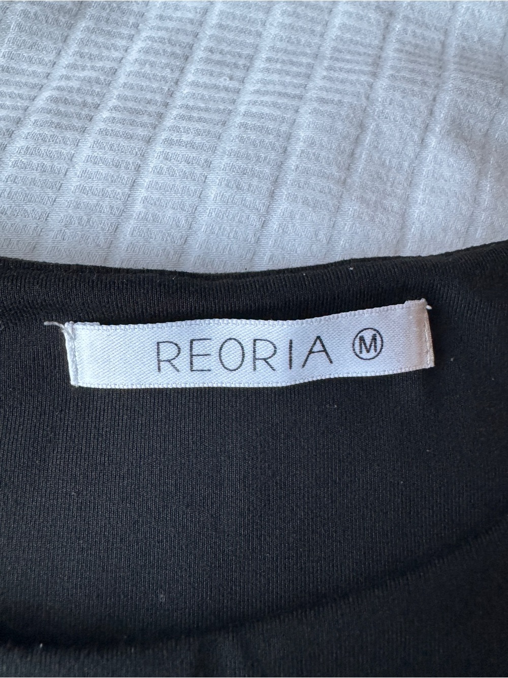ReoRia halter neck cropped tank top bundle size M - Picture 4 of 5